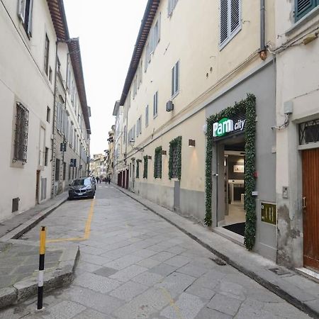 Keys Of Italy - Sgiuseppe 18 - Monolocale Intimo E Conveniente A Santa Croce Apartment Florence Luaran gambar